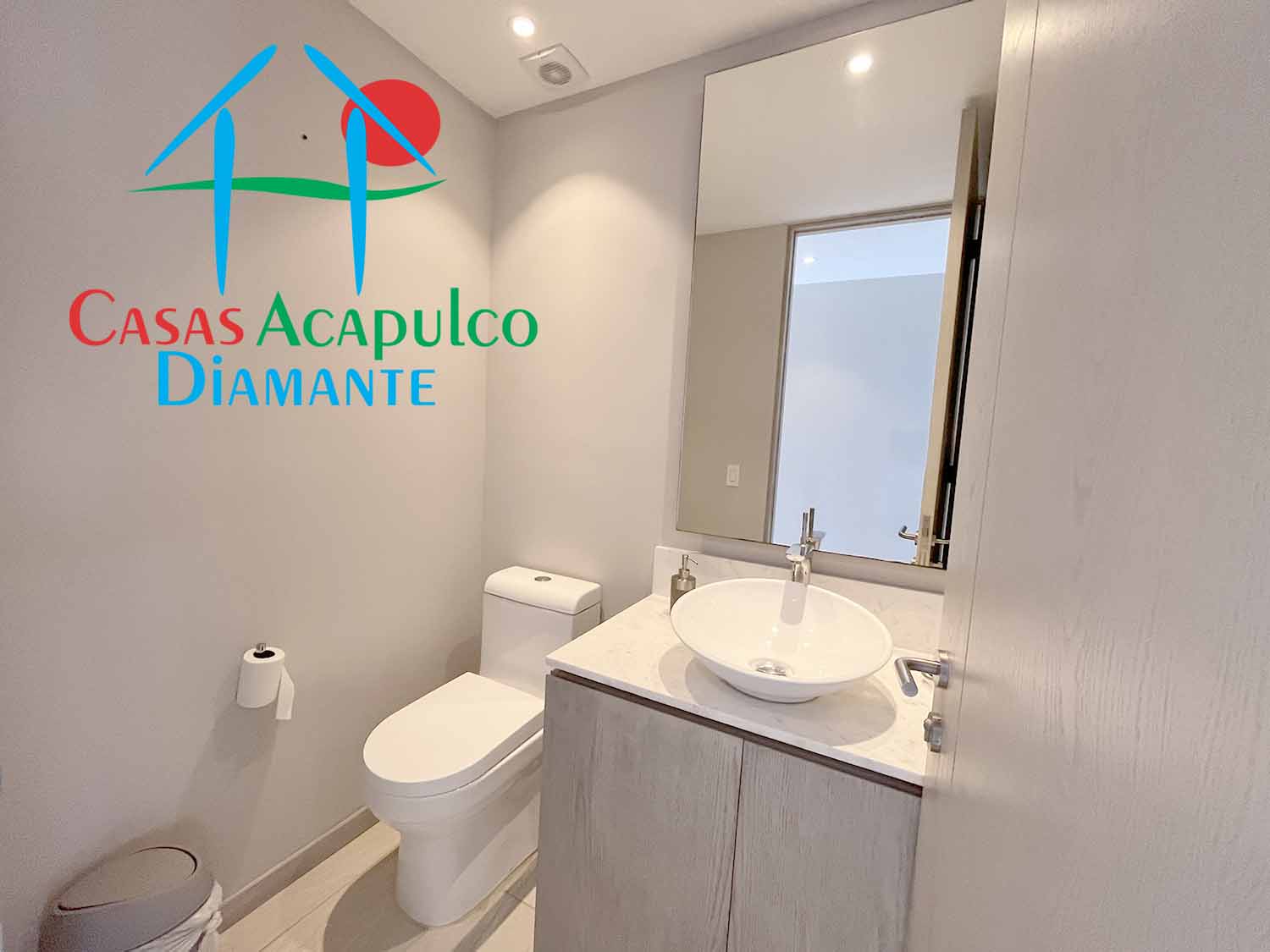 Velera E6 - Baño de visitas 1